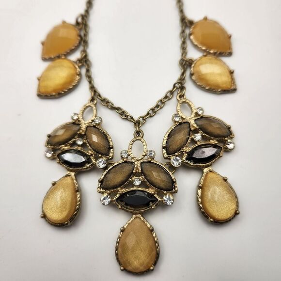 Unbranded Bundle Elegant Multi-Color Pendant Necklace Set 2 Necklaces - Picture 3 of 9